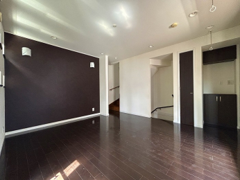 _ސ쌧lsߌ5ڂ̒ÈˌẴrO