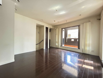 _ސ쌧lsߌ5ڂ̒ÈˌẴrO