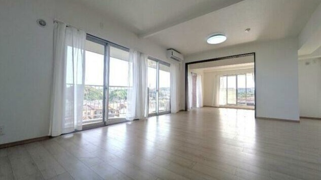 _ސ쌧lsZY3ڂ̒Ã}ṼrO