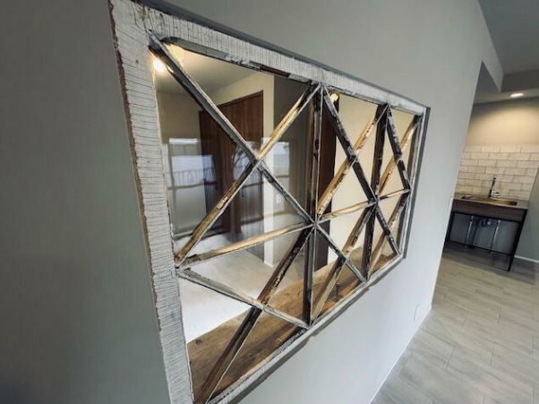 �_�ސ쌧���l�s�ߌ��扺���g4���ڂ̒��Ã}���V�����̃��r���O