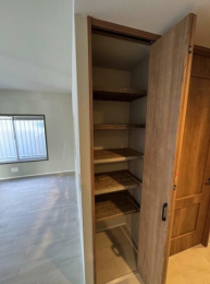 �_�ސ쌧���l�s�ߌ��扺���g4���ڂ̒��Ã}���V�����̃��r���O