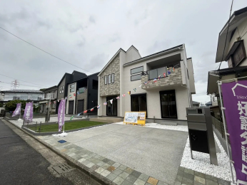 神奈川県横浜市磯子区杉田7丁目の新築一戸建ての現地外観写真